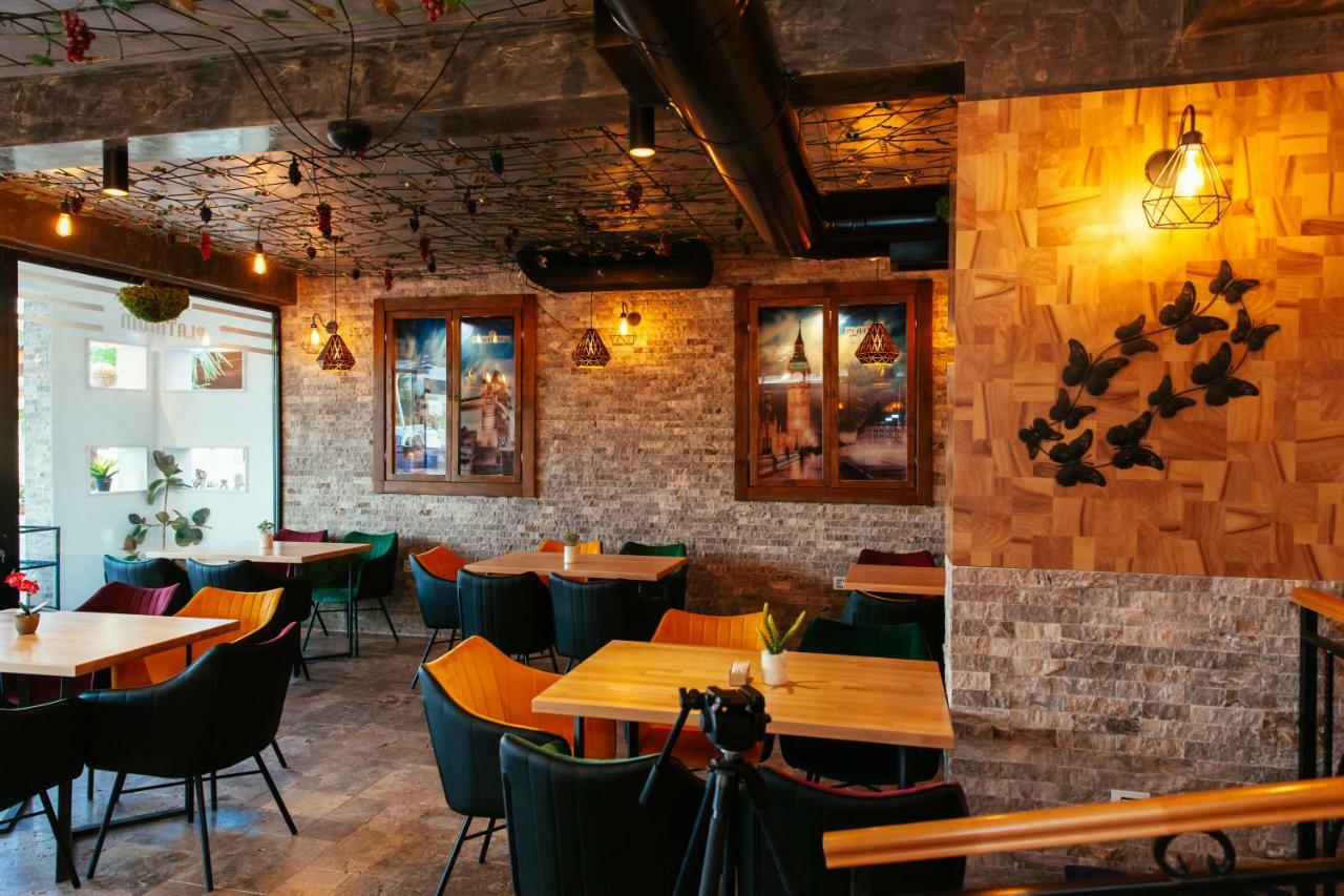 Hotel Platinum Ulcinj Bagian luar foto