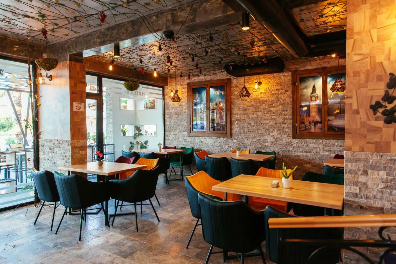 Hotel Platinum Ulcinj Bagian luar foto