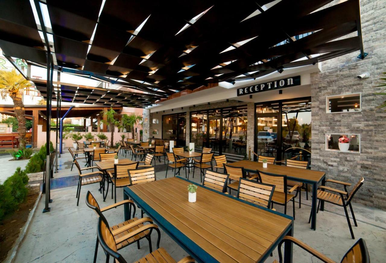 Hotel Platinum Ulcinj Bagian luar foto