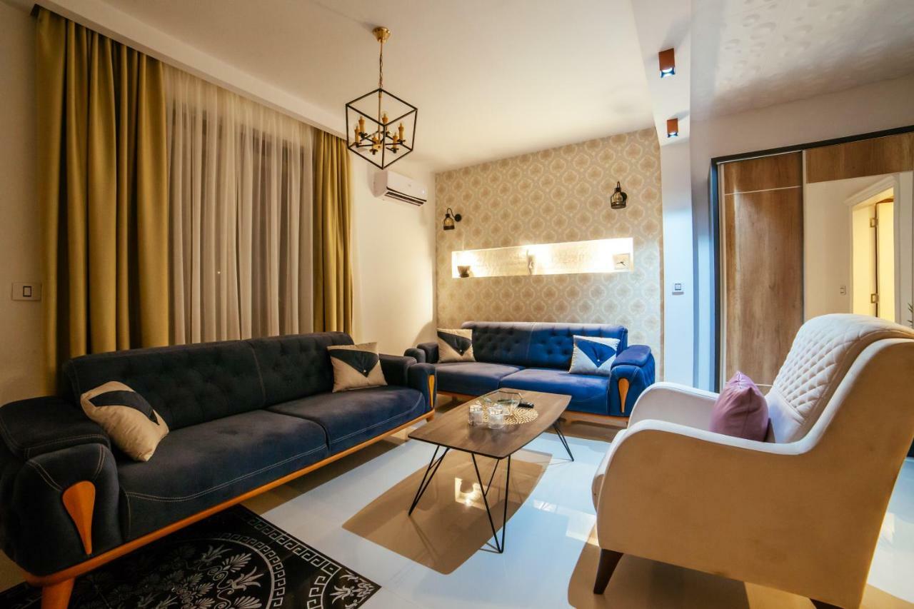 Hotel Platinum Ulcinj Bagian luar foto