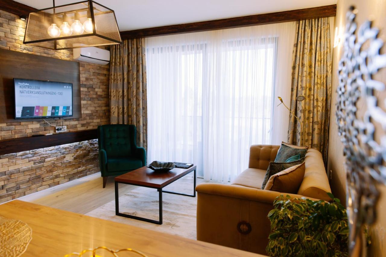 Hotel Platinum Ulcinj Bagian luar foto